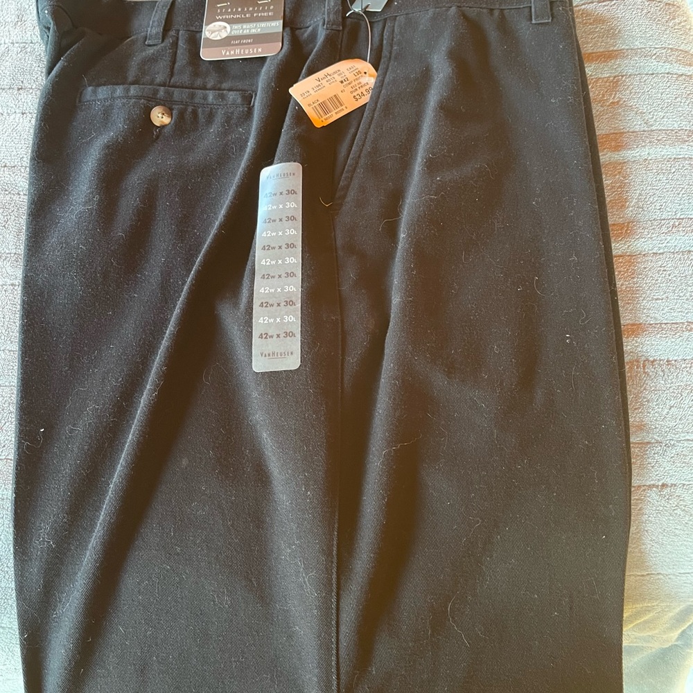 Men’s wrinkle resistant pants
